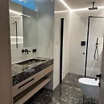 Luxury La Baia Торри-дель-Бенако