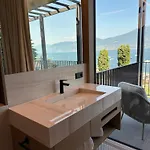 Luxury La Baia Апартаменты *