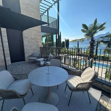 Luxury La Baia Апартаменты *