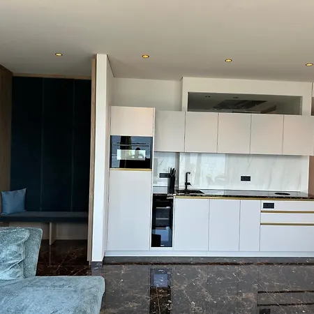 Apartment New Opening!! Luxury La Baia Torri Del Benaco